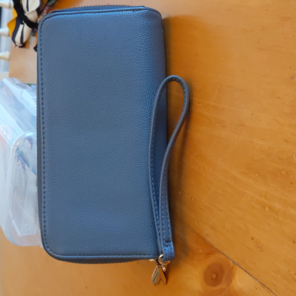 A New Day charcoal wallet